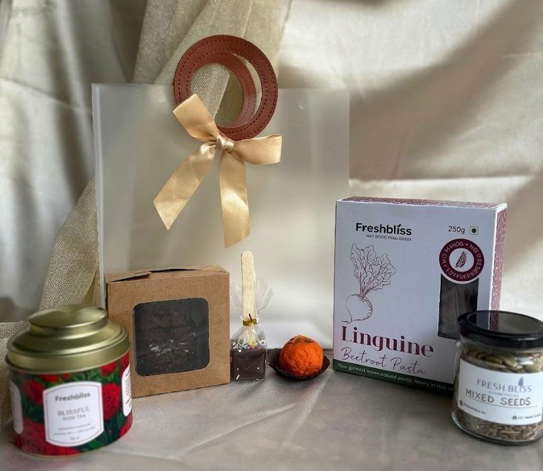 Goodie Glow Bag